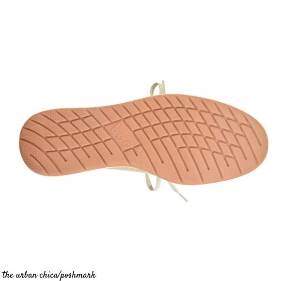 NIB Born Concept B.O.C Champagne Gold Elsie Slip On Oxford Shoe Size 7.5M - Picture 4 of 4